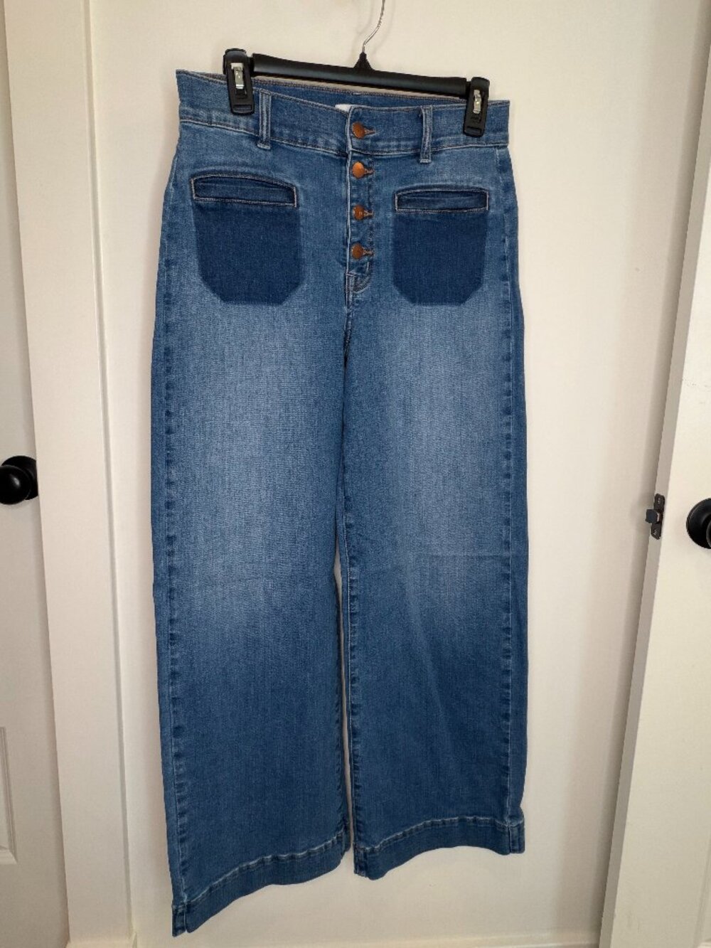 Evereve Women's Jeans Straight Leg Button - Size 30